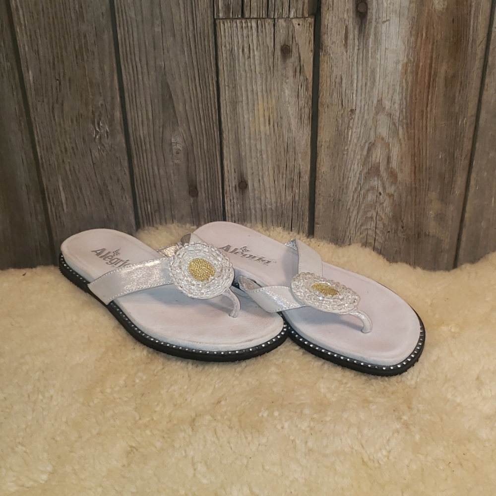 Alegria white thong slides embroidered sandals sz7